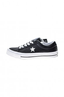 Converse front